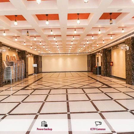 Hotel Oyo Flagship 69860 Mastana Palace Varanasi Exterior foto